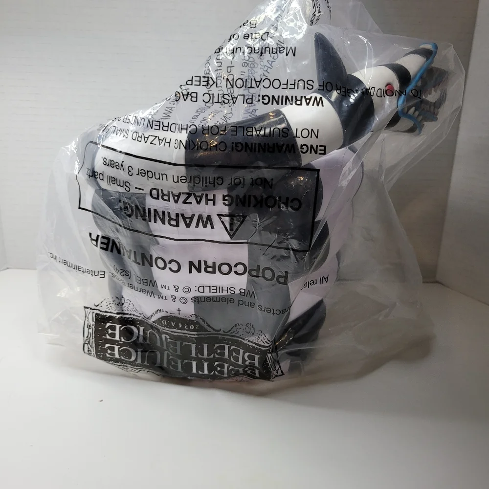 New Beetlejuice 2 Sandworm Popcorn Halloween Bucket Regal Exclusive - Picture 7 of 7